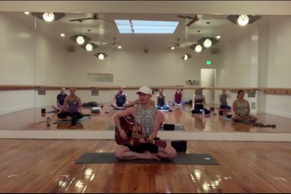 Om Hare Om Yoga FLOW with Ohana Yoga + Bare